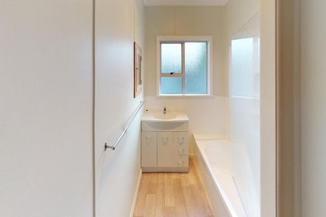 Photo of property in 21 Florence Avenue, Palmerston North, 4414