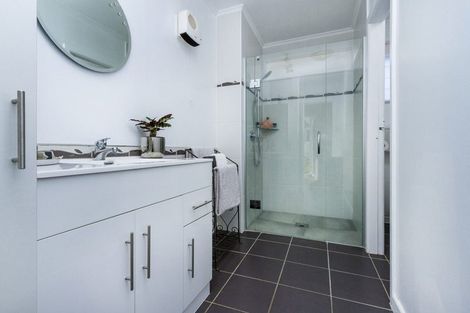 Photo of property in 553 Richardson Road, Mount Roskill, Auckland, 1041