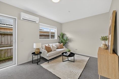 Photo of property in 15 Saint Peters Close, Woolston, Christchurch, 8062