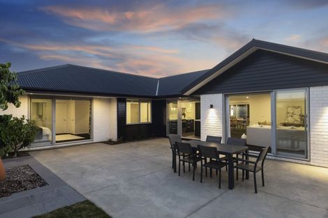 Photo of property in 8 Skye Lane, Prebbleton, 7604