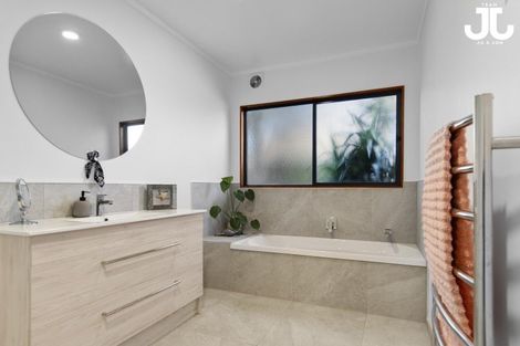 Photo of property in 44a Sylvania Drive, Matua, Tauranga, 3110