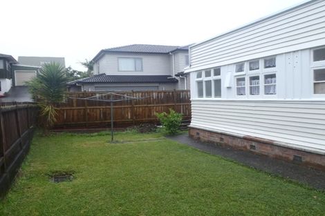 Photo of property in 3/40 Haverstock Road, Sandringham, Auckland, 1025