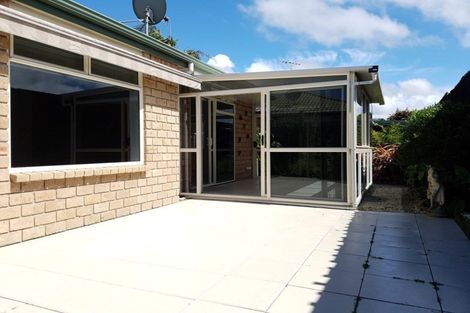 Photo of property in 27 Dan Tori Place, Orewa, 0931