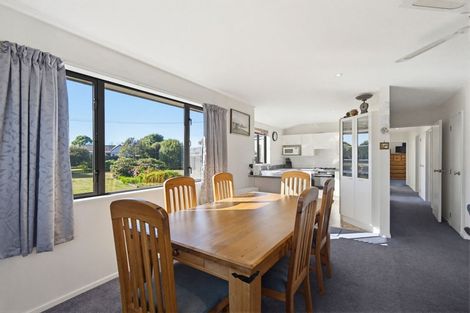 Photo of property in 9 King Street, Doyleston, 7682