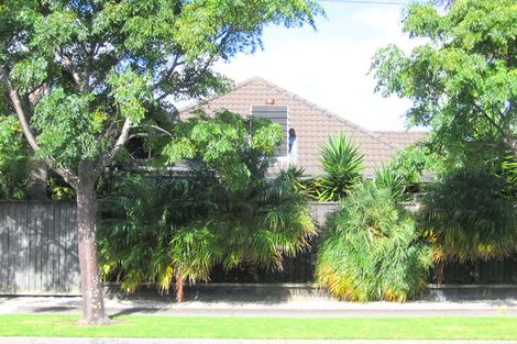 Photo of property in 1/24 Eastern Beach Road, Eastern Beach, Auckland, 2012