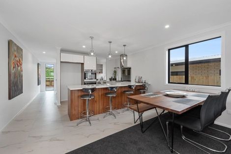 Photo of property in 20 Te Tiireke Drive, Glenview, Hamilton, 3206