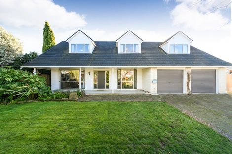 Photo of property in 24 Cedar Crescent, Feilding, 4702
