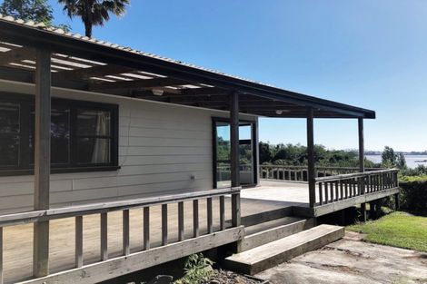 Photo of property in 16 Beaufort Avenue, Brookfield, Tauranga, 3110