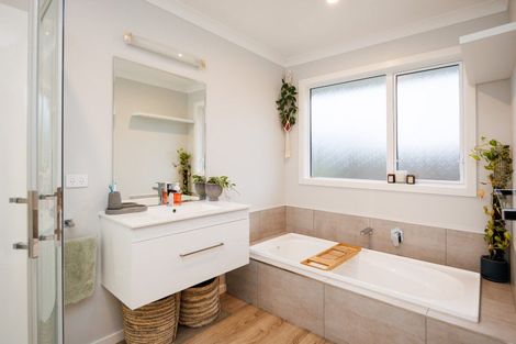 Photo of property in 9 Pearl Grove, Ashhurst, 4810