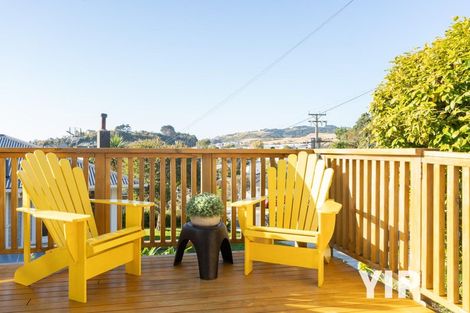 Photo of property in 43 Catherine Crescent, Paparangi, Wellington, 6037