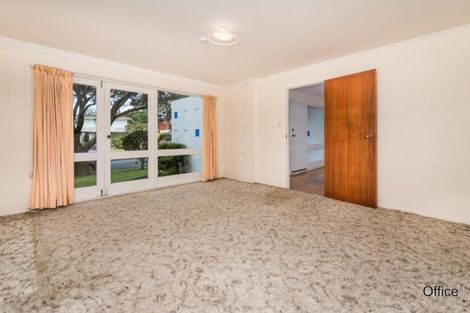 Photo of property in 12 Marywil Crescent, Hillcrest, Auckland, 0627