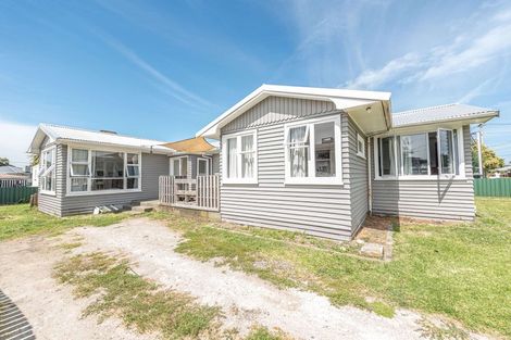 Photo of property in 62 Mosston Road, Castlecliff, Whanganui, 4501