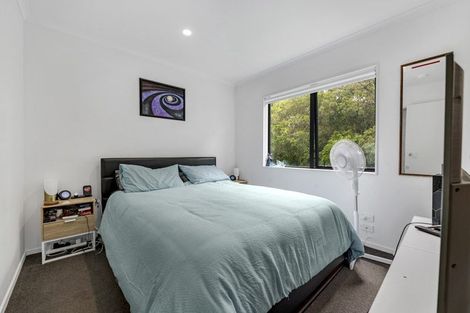 Photo of property in 12 Pangu Way, Mangere, Auckland, 2022