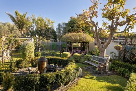 Photo of property in 9 Walnut Grove, Omokoroa, 3114