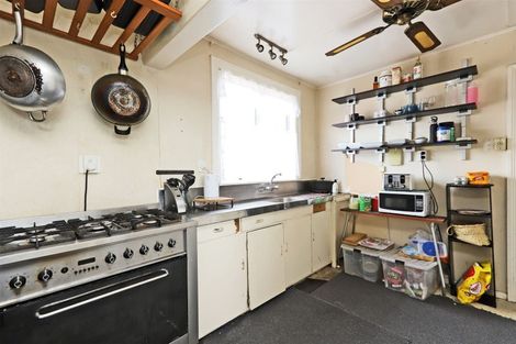 Photo of property in 118 Stortford Street, Saint Leonards, Hastings, 4120