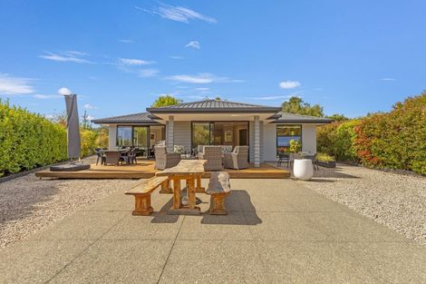 Photo of property in 2 Kahu Close, Kaiteriteri, Motueka, 7197