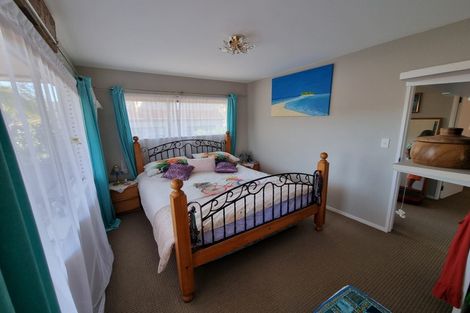 Photo of property in 10 Garden Lane, Torbay, Auckland, 0632