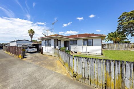 Photo of property in 6 Waterview Road, Favona, Auckland, 2024