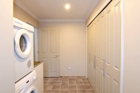 Photo of property in 15 Larch Crescent, Alexandra, 9320