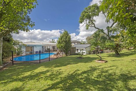 Photo of property in 4 Fenton Terrace, Cockle Bay, Auckland, 2014