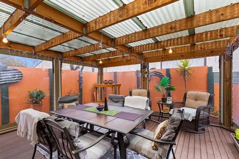 Photo of property in 4 Meadowbrook Drive, Cloverlea, Palmerston North, 4412