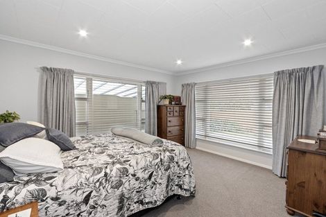Photo of property in 13 Bickerton Street, Wainoni, Christchurch, 8061