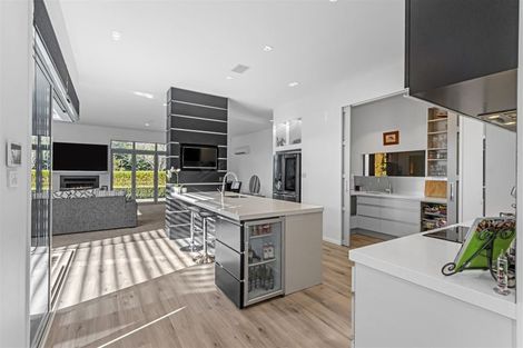 Photo of property in 97e Englefield Road, Northwood, Christchurch, 8051