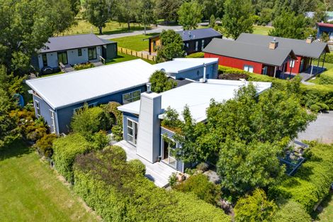 Photo of property in 6 Ryton Place, Lake Coleridge, 7572