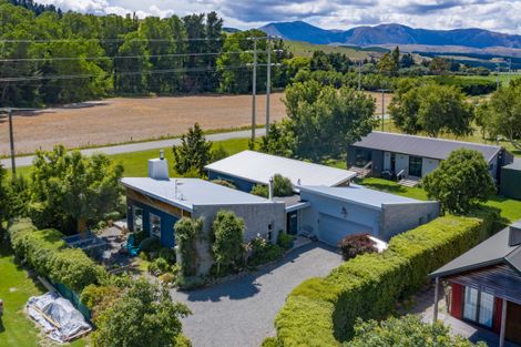 Photo of property in 6 Ryton Place, Lake Coleridge, 7572