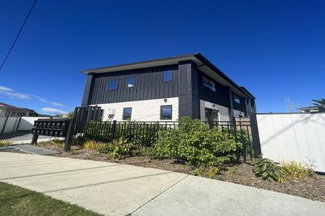 Photo of property in 1/10 Avery Grove, Boulcott, Lower Hutt, 5011