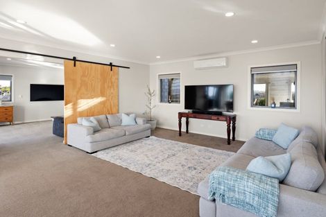 Photo of property in 31 Sylvester Crescent, Flagstaff, Hamilton, 3210