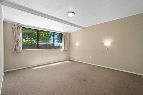 Photo of property in 277 Shakespeare Street, Leamington, Cambridge, 3432