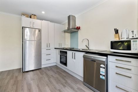 Photo of property in 1/215 Massey Street, Frankton, Hamilton, 3204