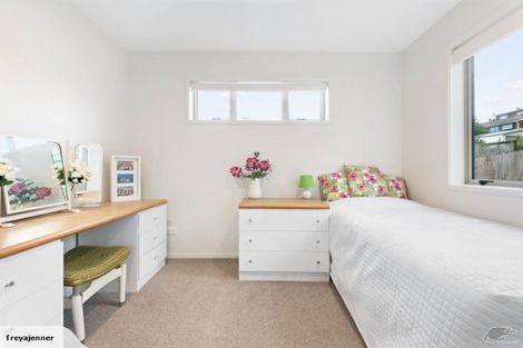 Photo of property in 18 Brownlee Place, Pukekohe, 2120