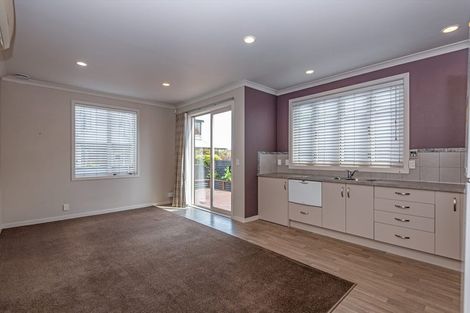 Photo of property in 31 Puriri Terrace, Roslyn, Palmerston North, 4414