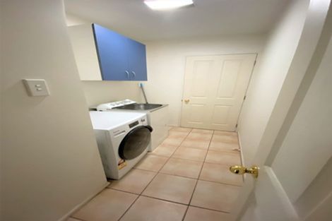 Photo of property in 8 Amdale Avenue, Broomfield, Christchurch, 8042