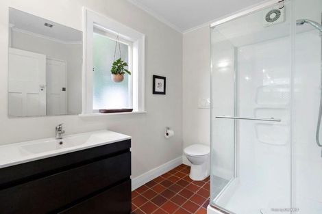 Photo of property in 37 Glen Road, Kelburn, Wellington, 6012