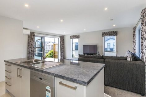 Photo of property in 27 Packard Crescent, Halswell, Christchurch, 8025