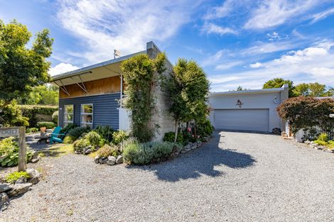 Photo of property in 6 Ryton Place, Lake Coleridge, 7572