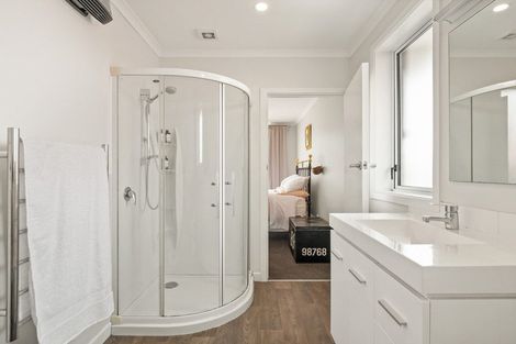 Photo of property in 158 Mornington Road, Kenmure, Dunedin, 9011