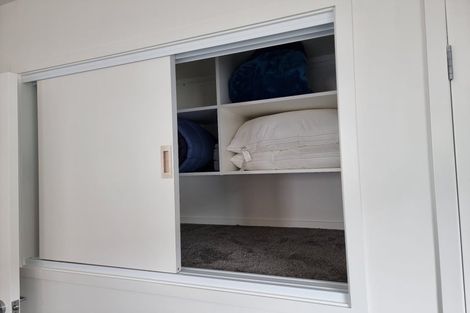 Photo of property in 3/97 Whites Line East, Waiwhetu, Lower Hutt, 5010