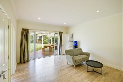 Photo of property in 82 Kent Terrace, Taradale, Napier, 4112