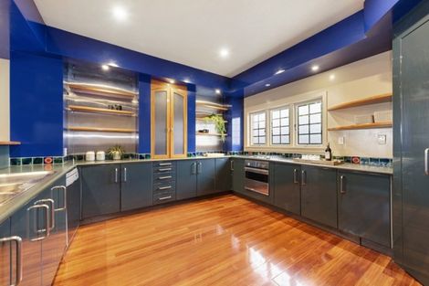 Photo of property in 8 Knighton Road, Hillcrest, Hamilton, 3216