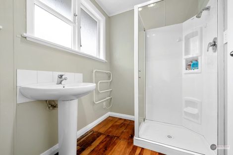 Photo of property in 28a Palmer Crescent, Silverstream, Upper Hutt, 5019