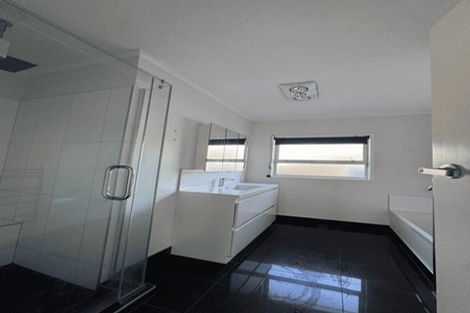 Photo of property in 25 Meeanee Road, Taradale, Napier, 4112