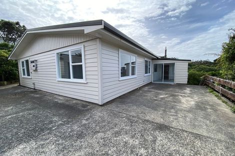 Photo of property in 1 Flint Way, Northland, Wellington, 6012