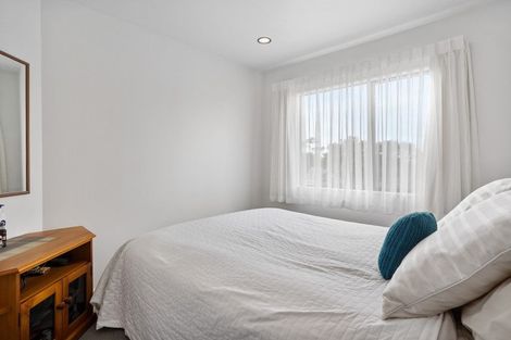 Photo of property in 1/28 Alexander Street, Cockle Bay, Auckland, 2014