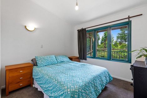 Photo of property in 130 Opanuku Road, Henderson Valley, Auckland, 0612