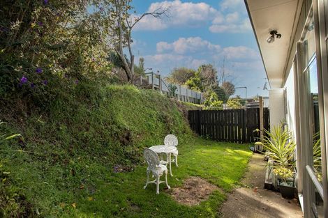 Photo of property in 16 Kingswood Road, Brookfield, Tauranga, 3110