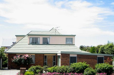 Photo of property in 1/14 Aston Drive, Waimairi Beach, Christchurch, 8083